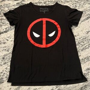 Marvel Women’s Deadpool T-Shirt